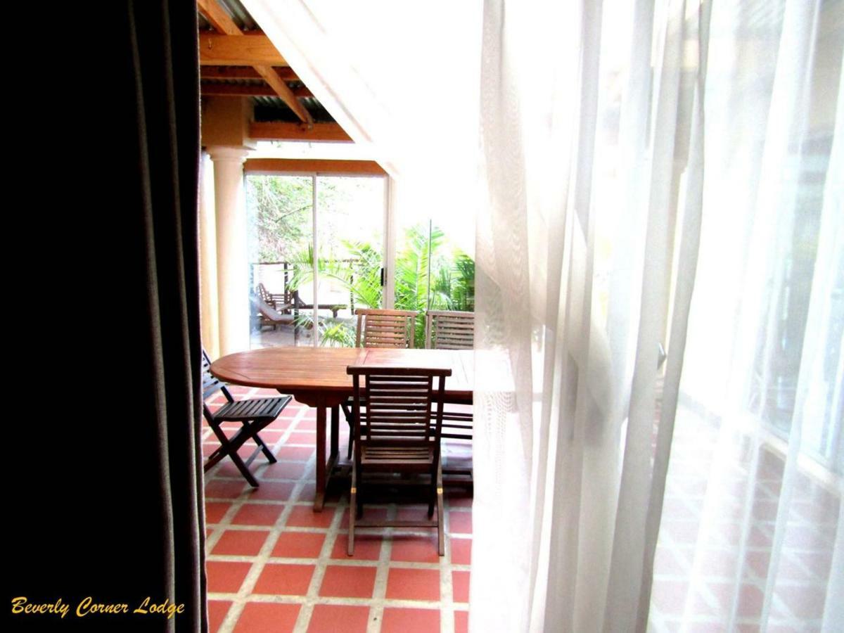Beverly Corner Lodge Matatiele エクステリア 写真