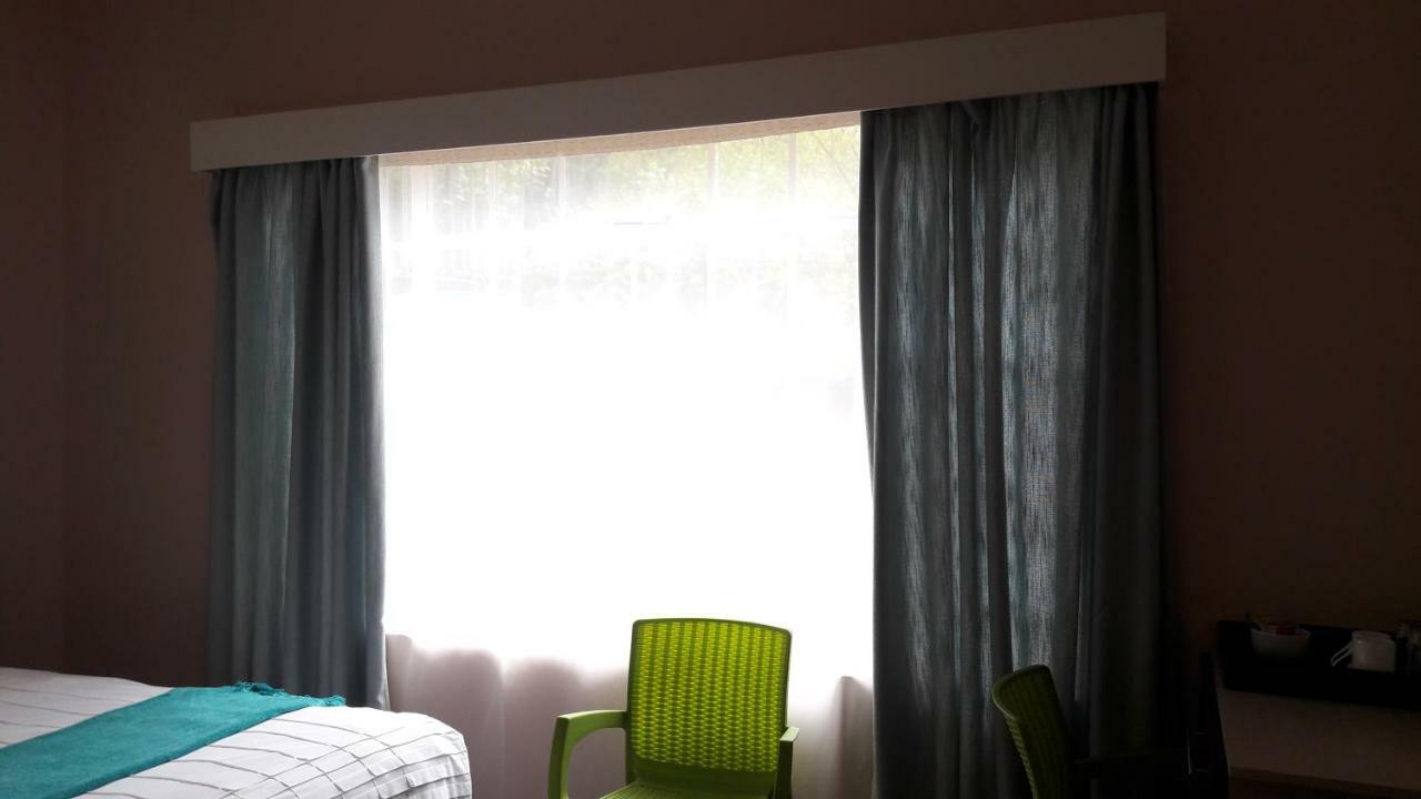 Beverly Corner Lodge Matatiele エクステリア 写真