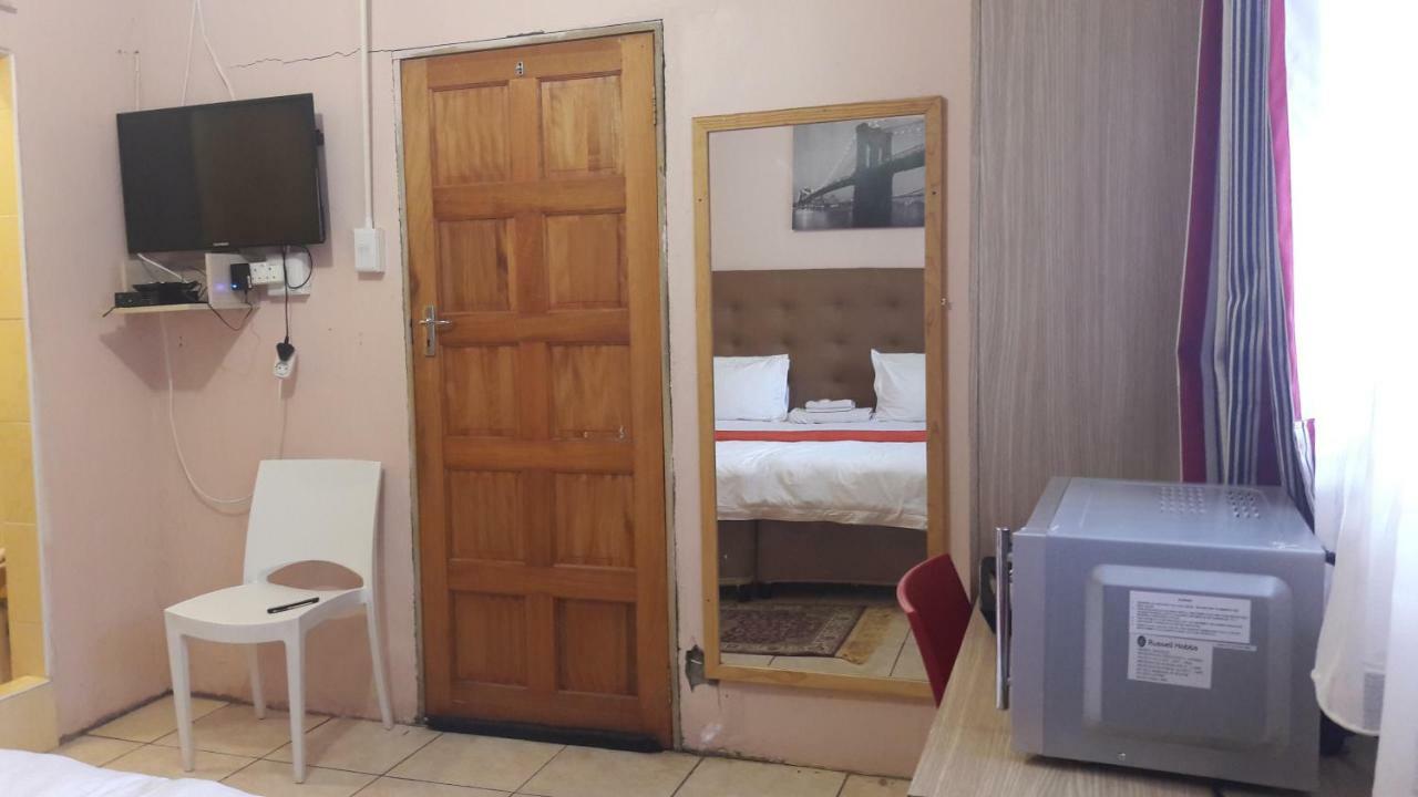 Beverly Corner Lodge Matatiele エクステリア 写真