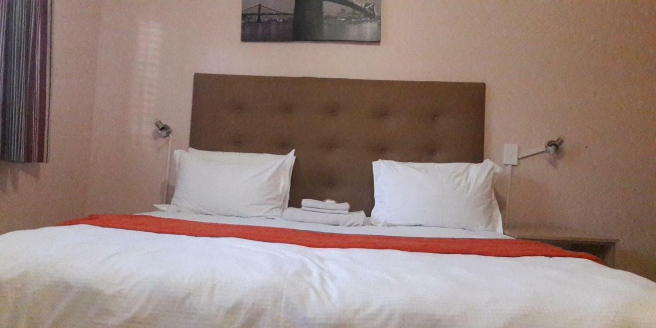 Beverly Corner Lodge Matatiele エクステリア 写真