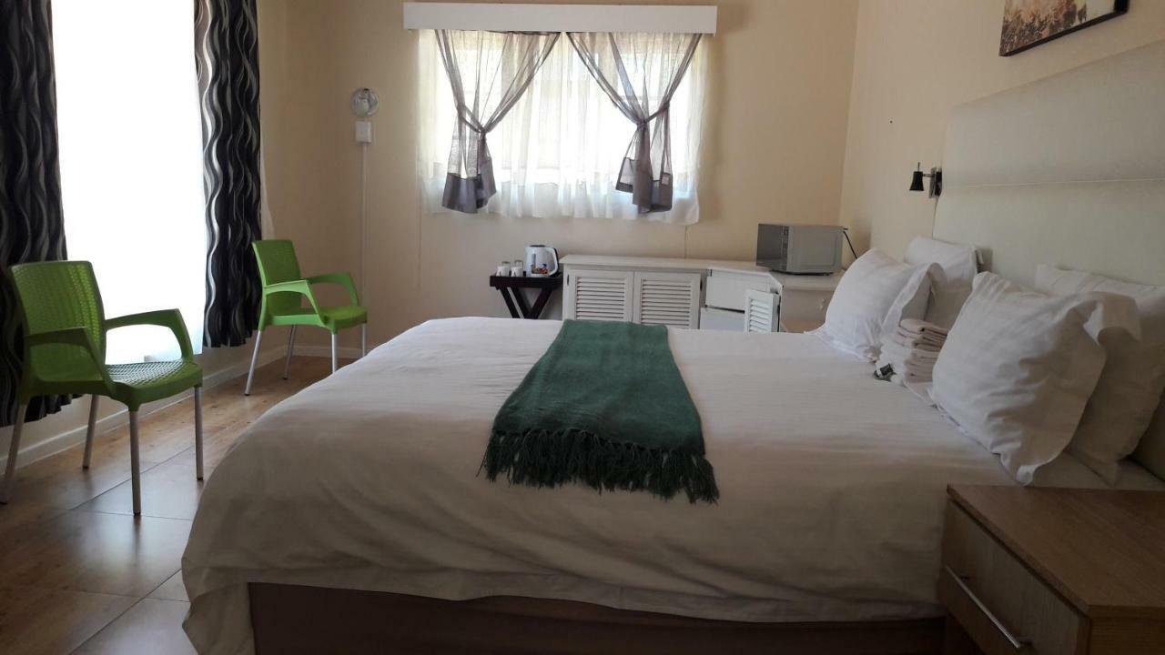 Beverly Corner Lodge Matatiele エクステリア 写真